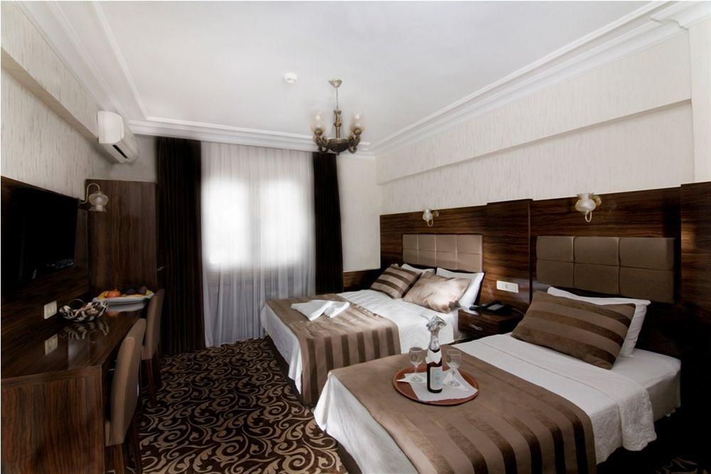 Pelikan Hotel Istanbul Exterior foto